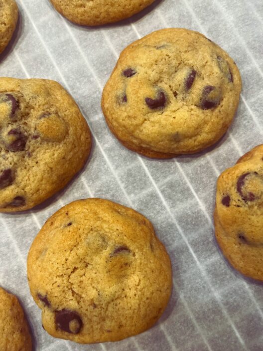 The Best and Simplest Chocolate Chip Cookies