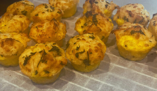 Toddler Egg Cheddar Biscuit Bites